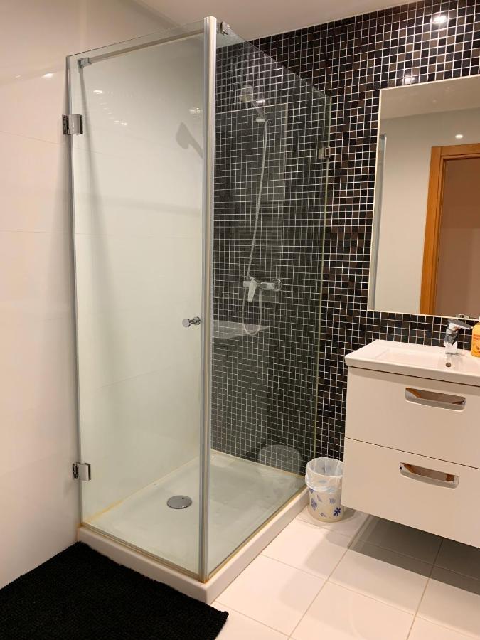 Altamira T2 Serra Shopping Apartment *