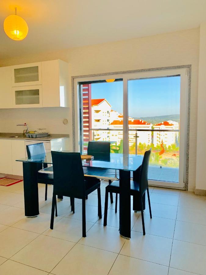 Altamira T2 Serra Shopping Apartment